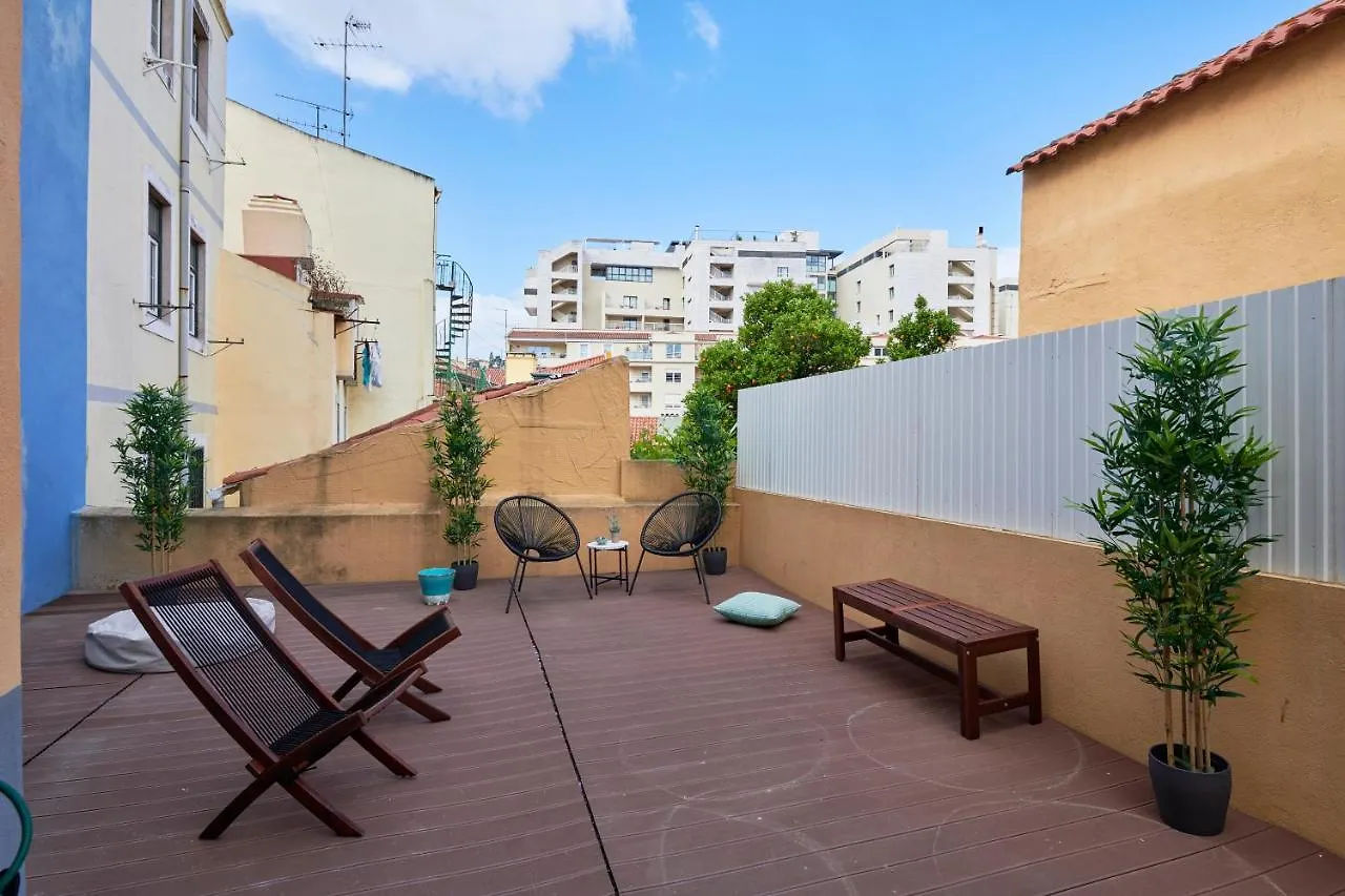 Spacious And Renovated Apartment With Amazing Patio, By Timecooler Lisboa