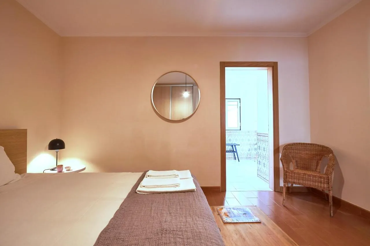 Spacious And Renovated Apartment With Amazing Patio, By Timecooler Lissabon