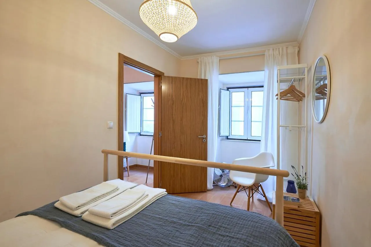 Spacious And Renovated Apartment With Amazing Patio, By Timecooler Lissabon